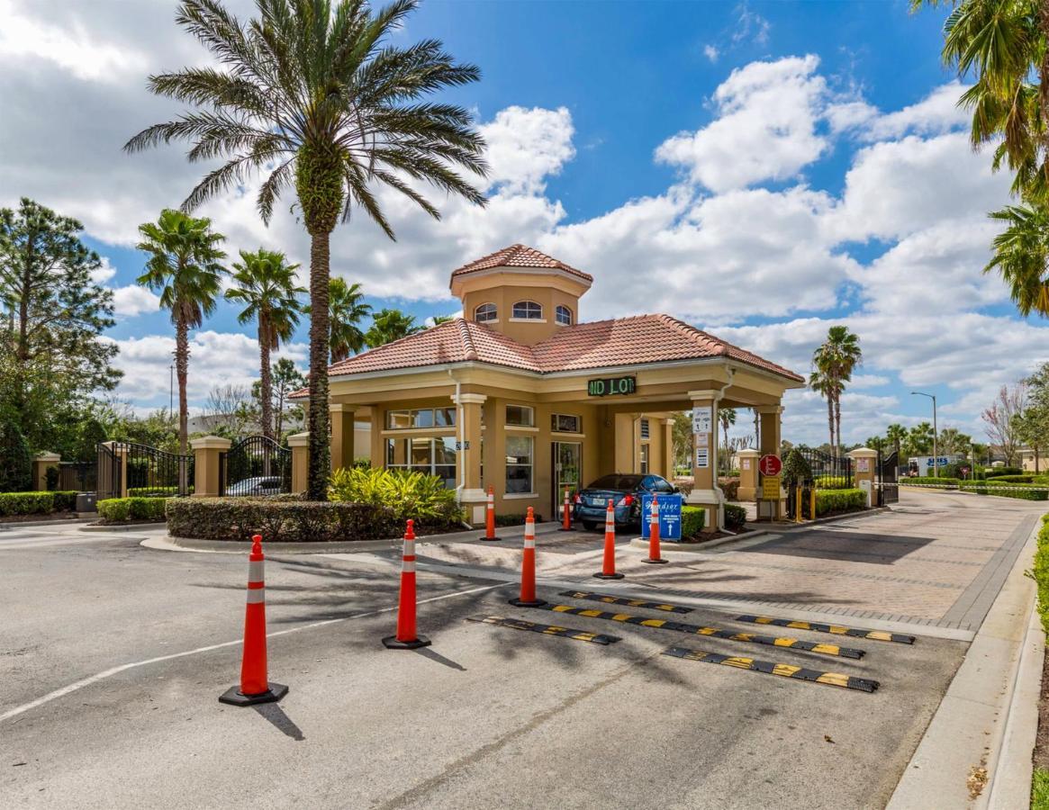Luxurious Condo - Just 2 Miles From Disney #404 Orlando Dış mekan fotoğraf